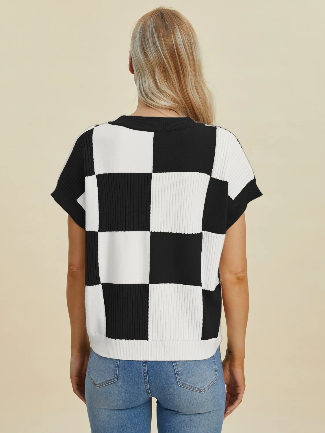 Checkered Round Neck Short Sleeve Sweater - Image 8