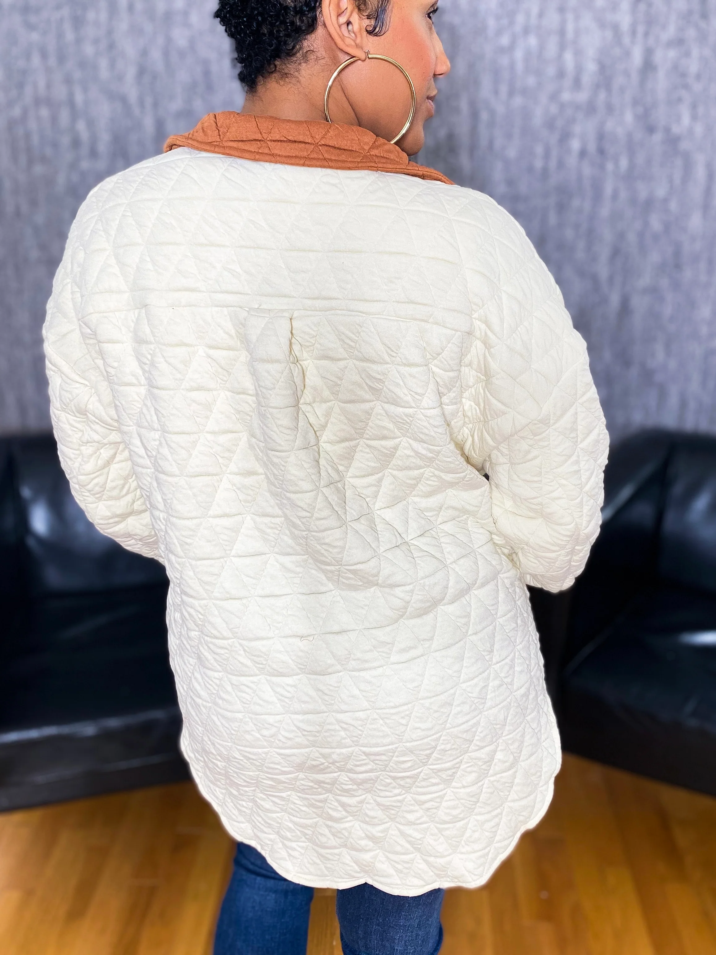 Contrast Button Up Quilted Shacket - Image 3