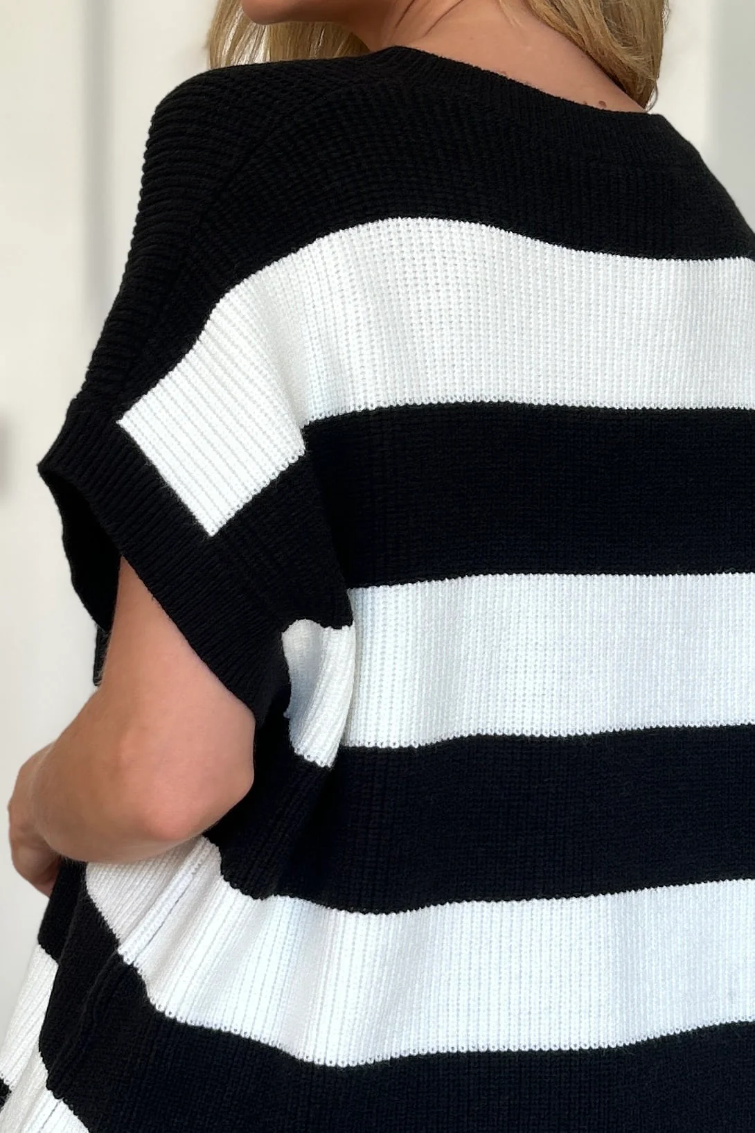 Striped V-Neck Short Sleeve Sweater - Image 4